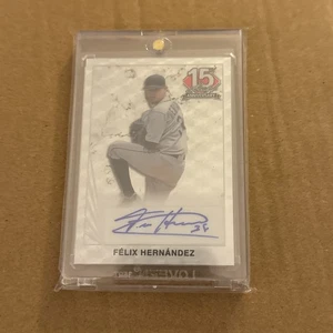 Felix Hernandez 2025 Leaf National 15th Anniversary Vinyl Auto Card #1/1 Seattle - Picture 1 of 2