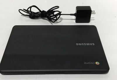 Samsung Chromebook 3 11.6" 4GB RAM Chromebook (500C13-K04) OPEN BOX - Image 1 of 4
