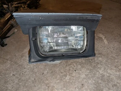 Conjunto de luz derecha lado conductor Mazda RX7 FC 1986-1991  Foto 1 de 4