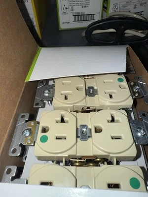 Box Of Leviton 8300-HI Duplex Receptacle 20A 125V 5-20R Hospital Grade Ivory - Image 1 of 2
