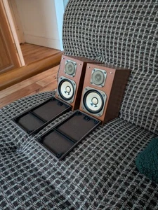 YAMAHA NS-10MM Mini Matching Pair Studio Monitor Speaker Cherrywood Great - Picture 1 of 4
