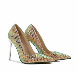 Las mejores ofertas en Tacones de aguja oro sin marca para mujeres | eBay