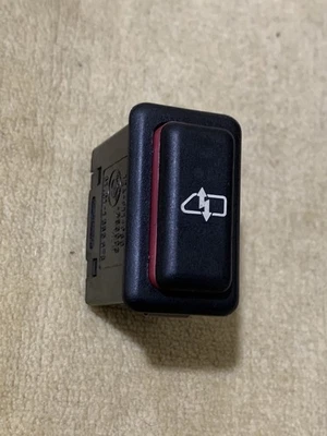 Genuine BMW E30 Power Window Circuit Breaker - Image 1 of 4