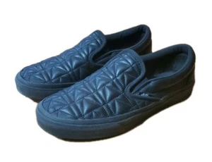 Vans X Karl Lagerfeld Classic Slip On Black K Quilt Womens Size 9 Mens Size 7.5 - Picture 1 of 9