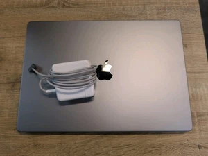 Apple Macbook Pro 16" 2023 M2 Max 1TB 32GB RAM Space Gray - Afbeelding 1 van 5