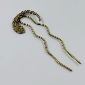 Vintage Metal Fern Leaf Hair Fork Stick  Antique Bronze Finish Updo Wedding - Picture 1 of 5
