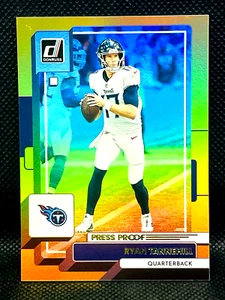 2022 Panini Donruss NFL - RYAN TANNEHILL #70 Gold Press Proof Holo Prizm TITANS - Picture 1 of 2