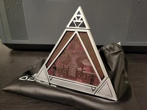 Nuevo Star Wars Galaxy's Edge Plata Rojo Oscuro Sith Holocrón Versión 2.0 Disney - Imagen 1 de 2