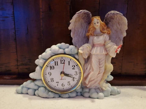 Vintage Resin Angel With Clock In Pastels Works Perfectly  8.5"×6.5" Cover
