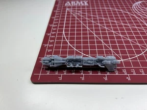 Miniautre Babylon 5 clase Nova - Imagen 1 de 5