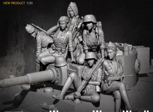 German Women Soldiers 6 Resin Figures 1/35 Model Kit Unpainted Unassembled Toys - Picture 1 of 2