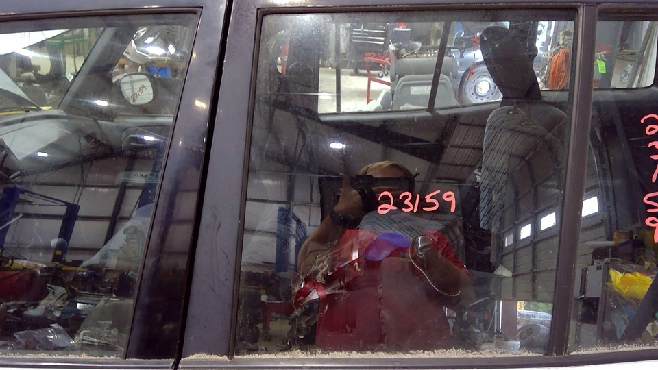 1996 - 2000 Toyota Rav4 Rear Door Glass LH Driver Side 4Dr ONLY OEM 6811442020 - Image 1 of 1