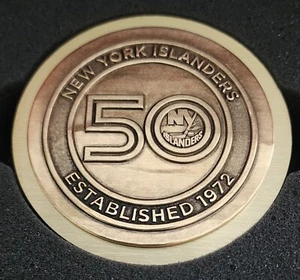 New York Islanders 50 aniversario SOPORTA BOLETOS DE TEMPORADA DISCO LATÓN DORADO PESADO /5000 - Imagen 1 de 15