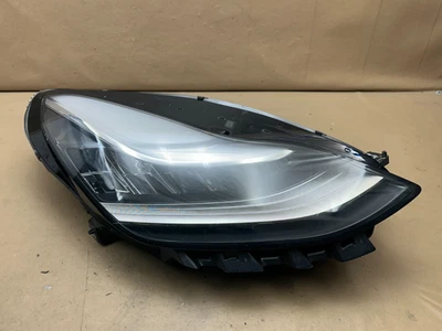 2017-2020 TESLA MODEL 3 UP RIGHT PASSENGER SIDE RH HEADLIGHT REFLECTOR LED OEM Foto 1 de 4