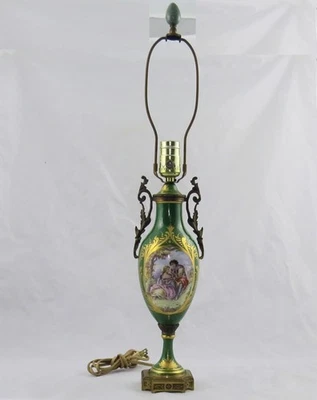 Lámpara de mesa firmada por artista de porcelana francesa Sevres pintada a mano 24" Birks Montreal Foto 1 de 4