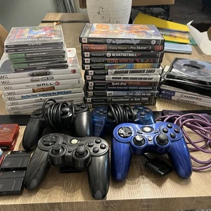 Playstation 1, 2, 4 y Wii - 48 juegos, 4 mandos, 8 tarjetas de memoria sin probar - Imagen 1 de 13