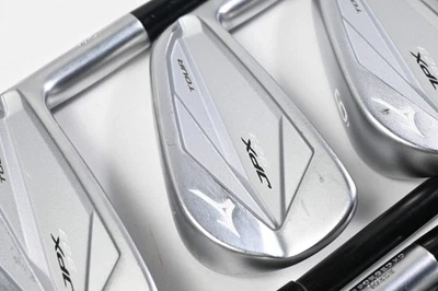 Mizuno JPX 923 Tour Irons / 4-PW / Stiff Flex Project X LZ Black Steel Shafts - Image 1 of 4