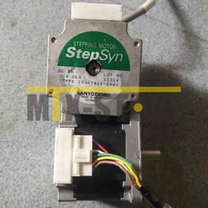 1pcs New SANYO Stepper Motor 103H7822-0440 - Picture 1 of 1