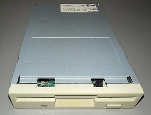 Panasonic JU-257A604P 1.44MB 3.5” Floppy Drive - Picture 1 of 3