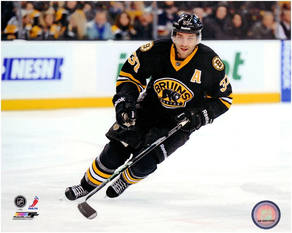 Patrice Bergeron-Boston Bruins-LICENSED 8x10 Hockey Photo - Image 1 of 1