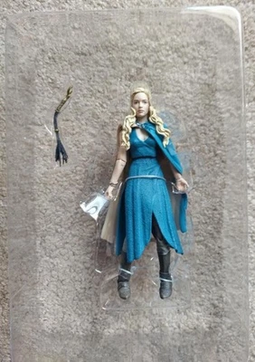 Figura de acción Juego de Tronos Daenerys Targaryen Funko suelta con caja Foto 1 de 2