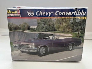 Revell 1965 Chevy Cabrio scala 1/25 model kit SIGILLATO IN FABBRICA - Foto 1 di 8