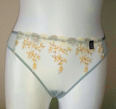 Etam String Tanga Brazilian "Bonheur" Mesh & filligrane Stickerei Hell - Blau 42 - Bild 1 von 3