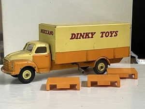 VINTAGE DINKY SUPERTOYS # 930 BEDFORD PALLET JEKTA VAN ENGLAND Original - Picture 1 of 8