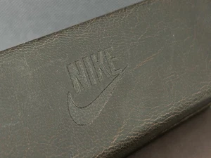 Nike Hard Case Glasses Case Brown Metal Microfiber Distressed Look - Picture 1 of 12