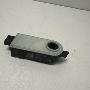 86584327 Radiator Shutter Actuator Motor FOR GMC Sierra 1500 AT4 2022-2024 - Picture 1 of 5