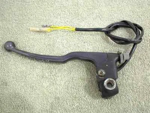 1982 SUZUKI GS300L GS300 GS 300 L CLUTCH LEVER SWITCH PERCH CABLE ADJUSTER - Picture 1 of 6