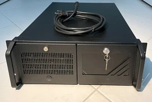 rack mount server: Intel SA12 A66889-203 board, Pentium III 1.3 gHz, expandable - Picture 1 of 8