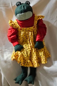 32 inch Vintage Country Girl Cloth Frog - Picture 1 of 7