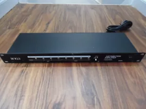 Rolls RA63s Rack Mount Distribution Amp 8 Channel Mono/4 Channel Stereo - Picture 1 of 8