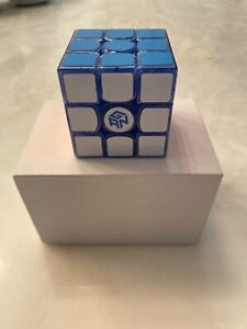 limited edition - crystal blue GANS 356 x gancube — great condition