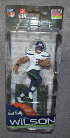 SEATTLE SEAHAWKS RUSSELL WILSON #3 NFL SERIES 35 ACTION FIGURES Cover
