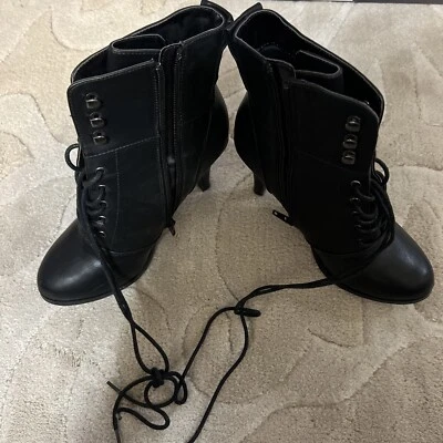 Botas con cordones Diba para mujer de media pantorrilla negras con tacón talla 7 M Foto 1 de 4