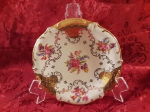 RARE Schumann Bavaria Dresden Scalloped Gold Accented 7-1/2" Cabinet Plate - Picture 1 of 8