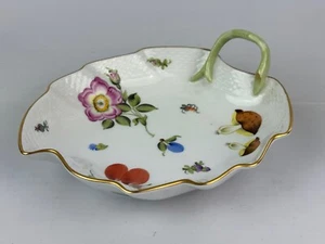 Plato para servir Herend Market Garden Leaf Shape 7 3/4" setas frutas flores 204 - Imagen 1 de 3