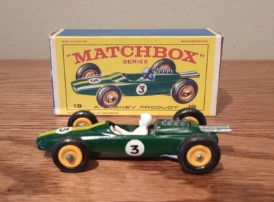 Vintage Matchbox Lesney No.19 Lotus Racing Car with Box green - Image 1 of 4