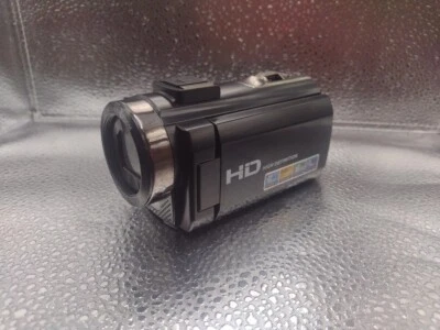 Full HD Digital Recording Camera, Detachable Microphone, Vlogging Camera - Image 1 of 4