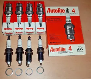 NEW Made in USA NOS Set of 4 pack Autolite 985 Resistor Spark Plug FR4LE RC12LYC - Foto 1 di 4