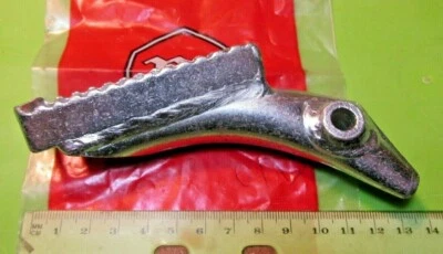 Clavija de pie derecha Montesa Cappra 360 VB 414 VE VF p/n 6620.012 NOS 66M 1976-1982 Foto 1 de 4