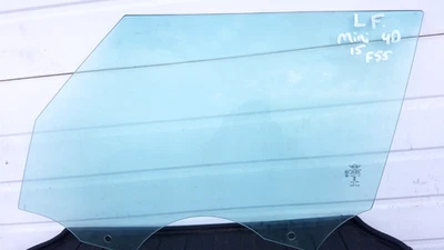 Mini Cooper 2015-2021 lado del conductor puerta delantera ventana de vidrio F55 Foto 1 de 4