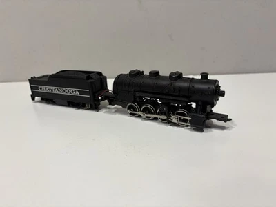 HO Scale TYCO CHATTANOOGA CHOO CHOO 0-8-0 Steam Locomotive DC - Image 1 of 4