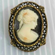 Cameo Brooch Womens Fashion Jewelry Faux Coral Shell Vtg
