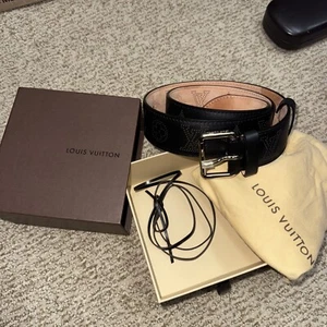 Authentic Louis Vuitton Peforated Mahina Black Calf Leather Belt Women’s Silver - Picture 1 of 10