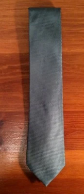 Calvin Klein 100% Silk Mini Hounds Tooth Pattern Light Blue Tie (Made in China) - Image 1 of 4