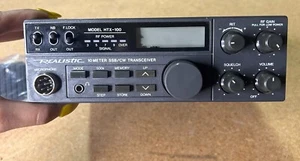 Realistic HTX-100 Black High Performance 10-Meter Band Amateur Radio Transceiver - Zdjęcie 1 z 5