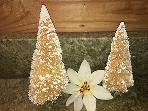 Dept 56 Snowbabies Animated Skating Pond Replacement Set of 2 Bottle Brush Trees - Picture 1 of 2